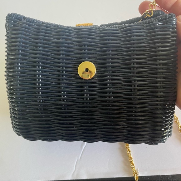 Vintage Au Courant Woven Basket Shoulder Purse Navy Blue w/ Gold Details - Picture 7 of 16